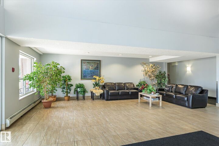 Property Photo: 17404 64 Avenue NW 418 AB T5T 6X4