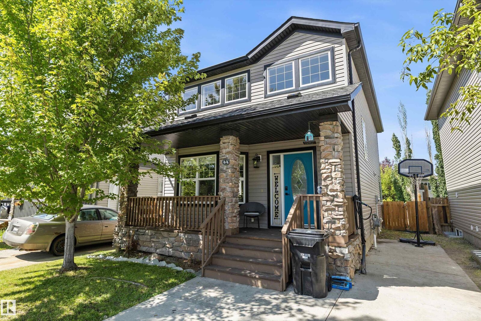 Property Photo:  44 Vaughn Avenue  AB T7X 4R9 