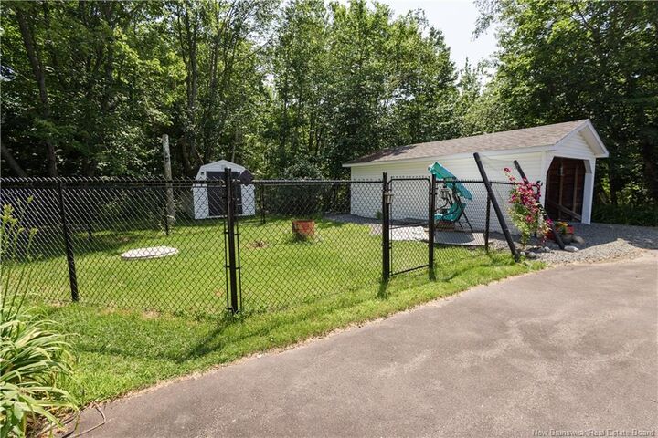 Property Photo:  816 Pleasant Street  NB E4B 2V1 