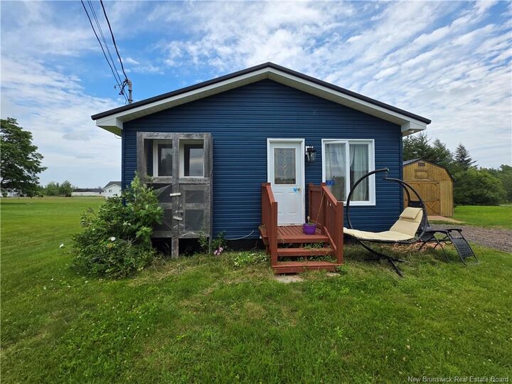 Property Photo:  13 Roy Street  NB E4V 1H6 