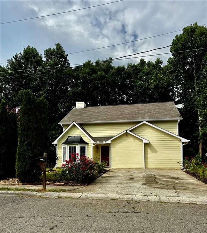 Property Photo:  811 Overlook Trail  GA 30115 