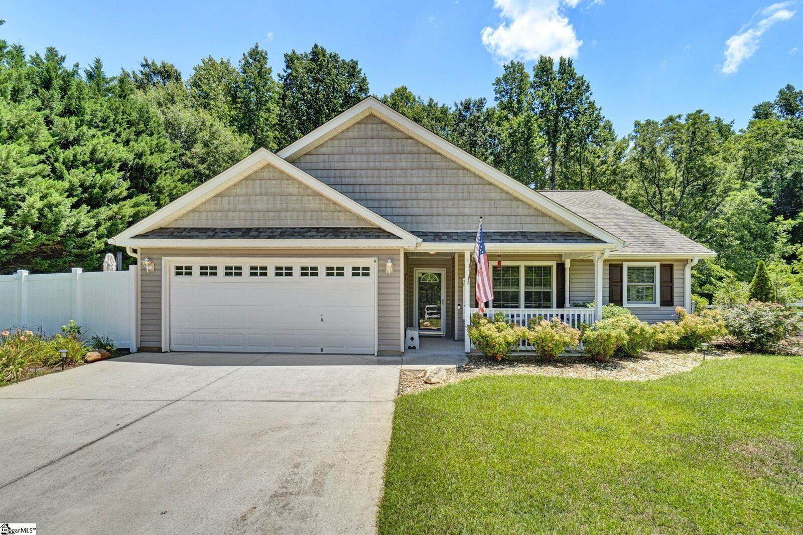 Property Photo: 2010 Tigerville Road SC 29690