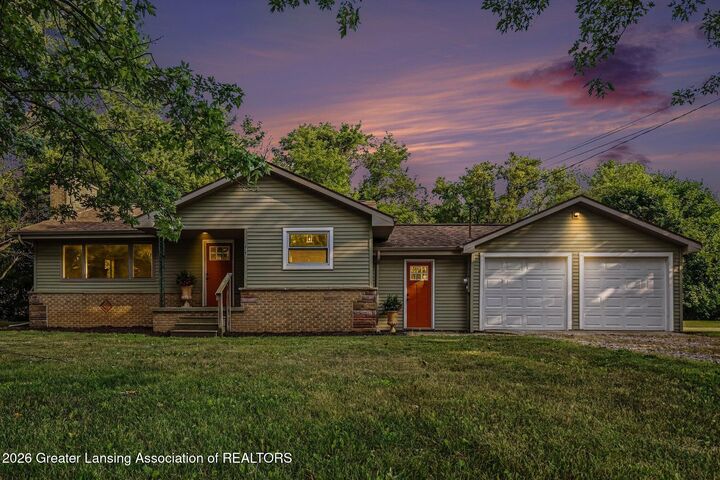 Property Photo:  3725 Lansing Road  MI 48872 