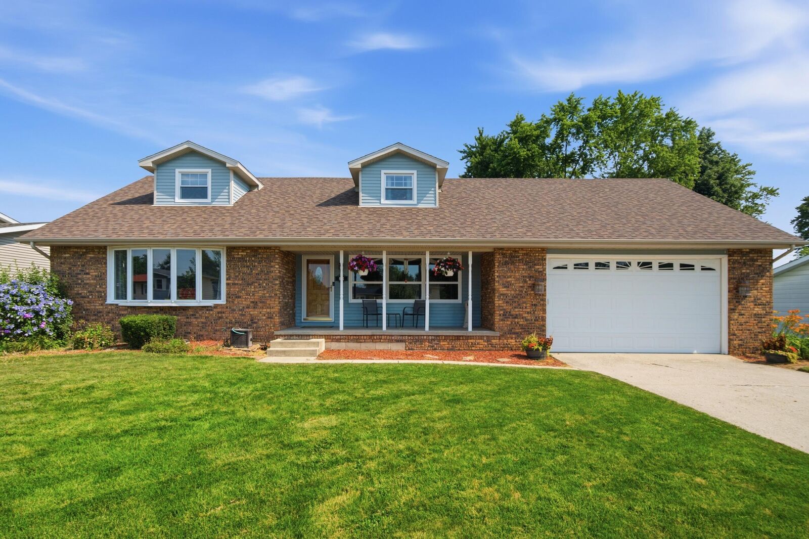 Property Photo:  954 Mohawk Drive  IN 46307 