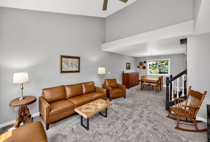 Property Photo:  4011 NE Gardenia Lane  IA 50021 