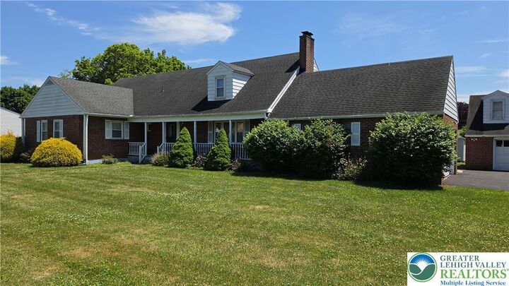 Property Photo:  3732 Saucon Avenue  PA 18034 