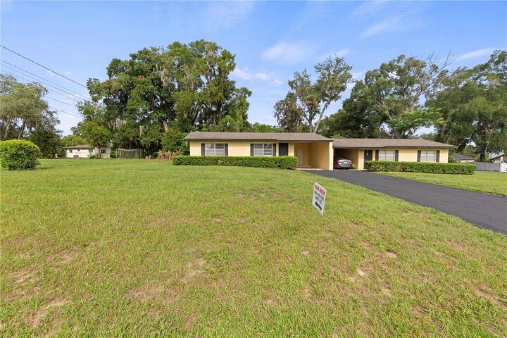 Property Photo:  12215 Leanne Drive  FL 33525 