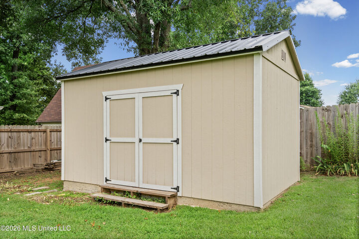 Property Photo:  5402 Peach Trail Drive  MS 38671 