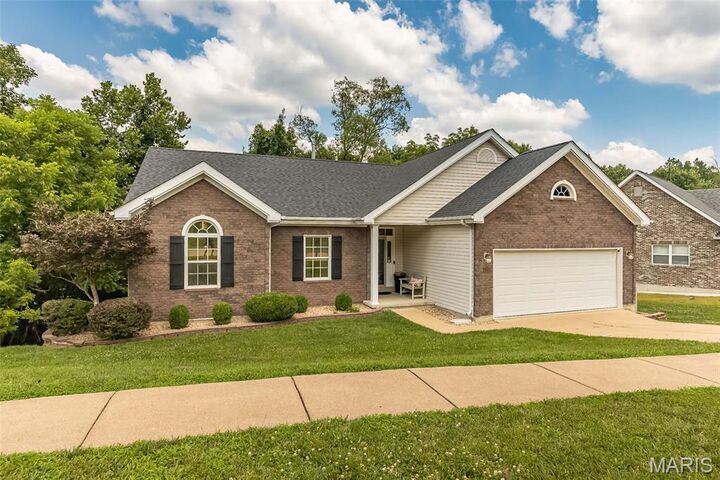 Property Photo: 1652 Ivy Chase Lane MO 63026