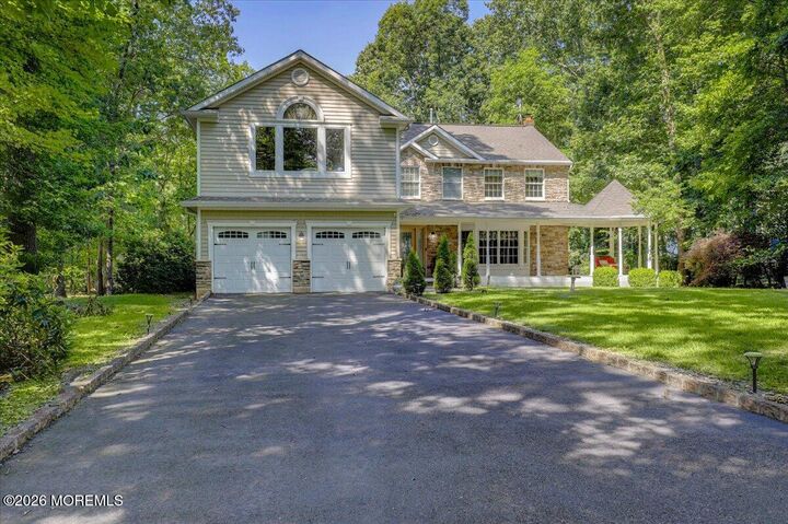 Property Photo:  8 Grover Court  NJ 08527 