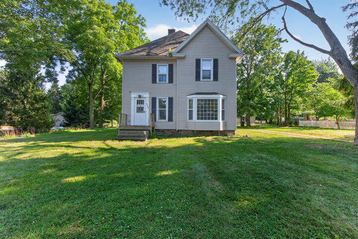 Property Photo:  2807 McCain Road  MI 49203 