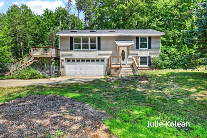 Property Photo: 6570 Holly Drive MI 49460