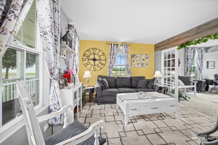 Property Photo: 909 Four Seasons Boulevard IL 60504