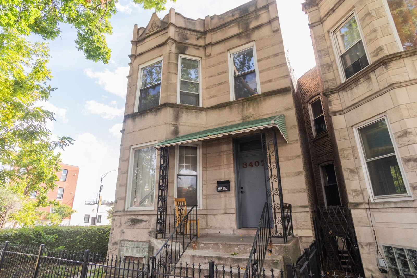 Property Photo: 3407 W Flournoy Street IL 60624