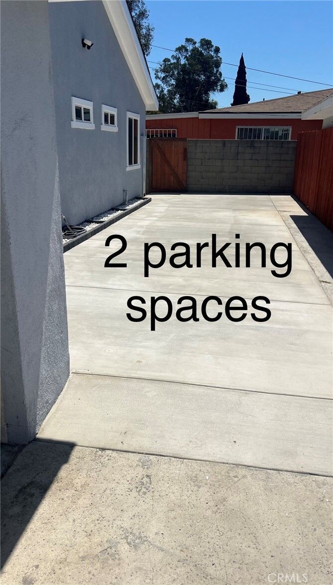 Property Photo:  1011 N Jackson Street  CA 92703 