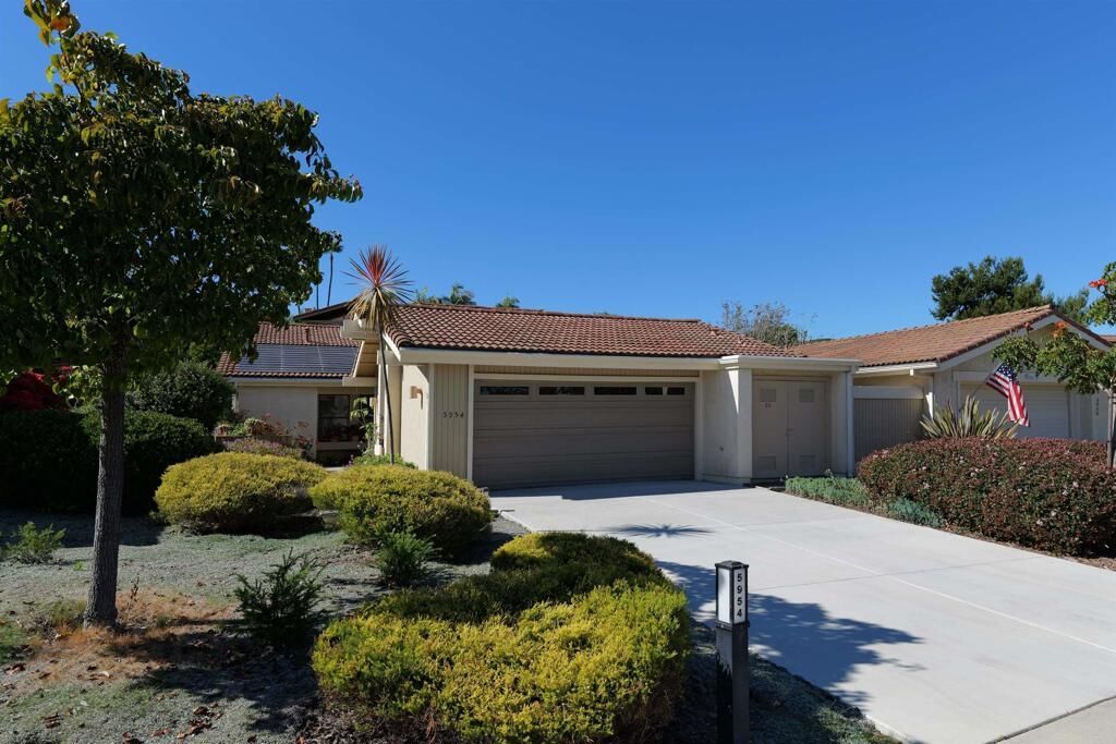 Property Photo: 5954 Caminito Cardelina CA 92037
