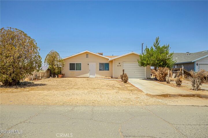 Property Photo: 8119 Walpole Avenue CA 93505