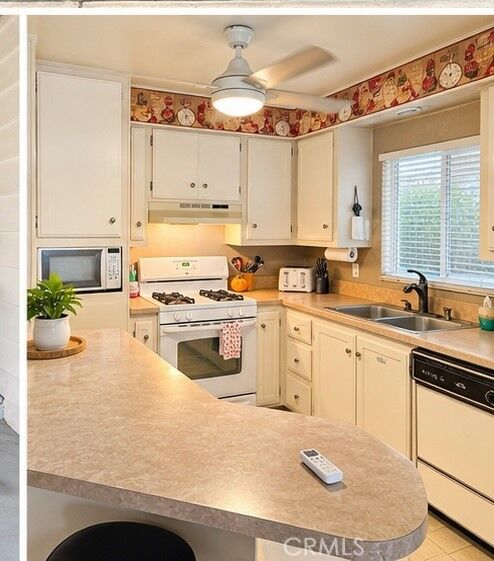 Property Photo:  1431 Bella Vista  CA 92543 