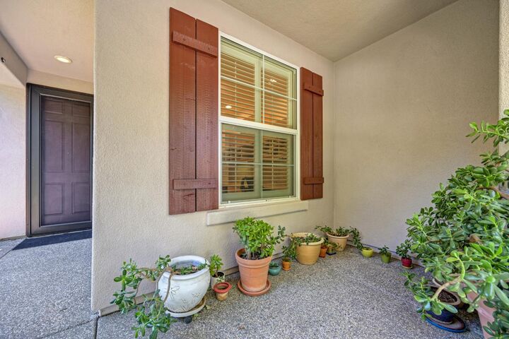 Property Photo:  121 Perzaul  CA 95835 