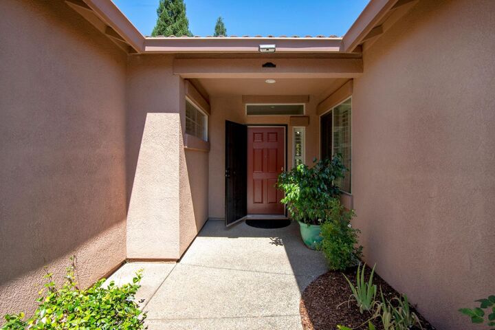 Property Photo:  274 Lariat Loop  CA 95648 