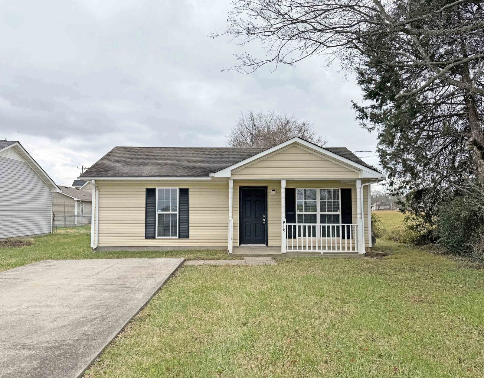 Property Photo: 915 Stateline Rd KY 42262