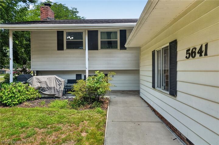 Property Photo:  5641 Meister Road  OH 44060 
