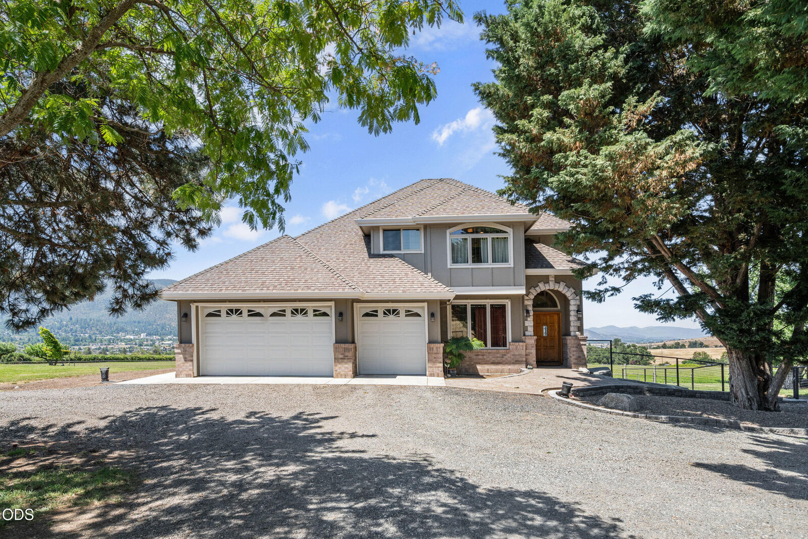 Property Photo:  40 Ashland Acres Road  OR 97520 