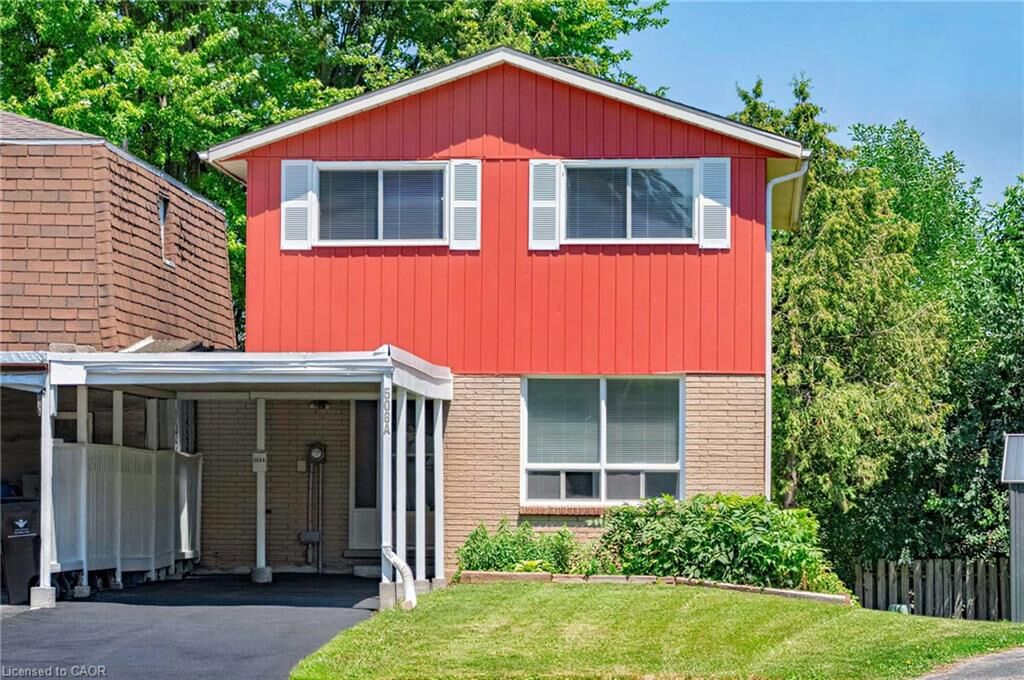 Property Photo:  506 Lonelm Court A  ON N2L 5E1 