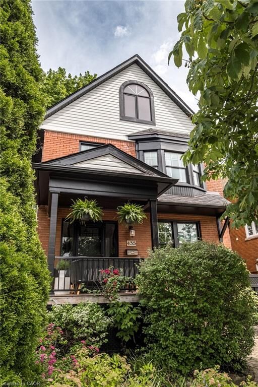 Property Photo: 435 Dundurn Street S ON L8P 4L8