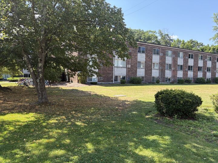 Property Photo: 7 Weld Street 13 MA 01702