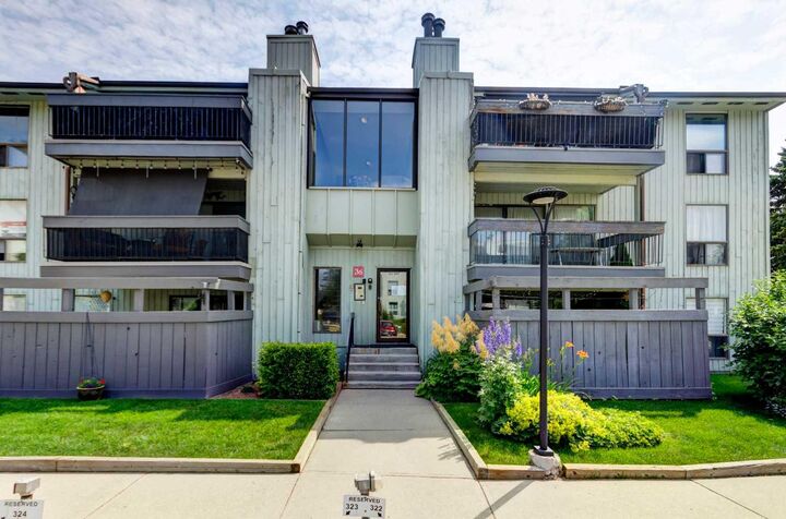 Property Photo:  10120 Brookpark Boulevard SW 324  AB T2W 3G3 