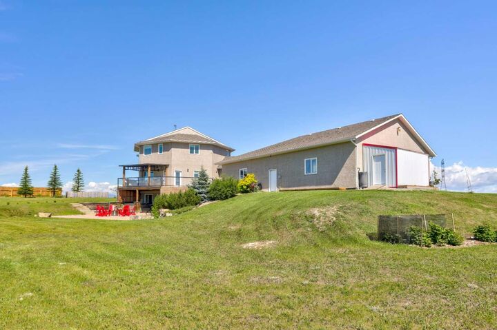 Property Photo: 7106 Range Rd 292 AB T0K 1W0