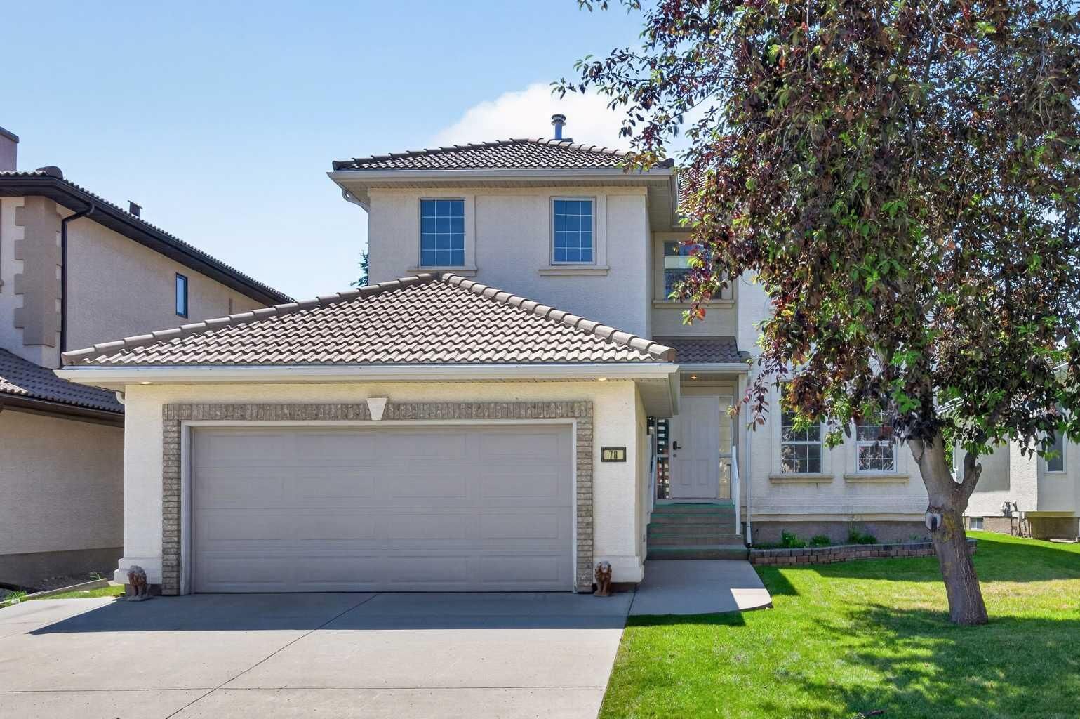 Property Photo: 78 Hamptons Circle NW AB T3A 5T2