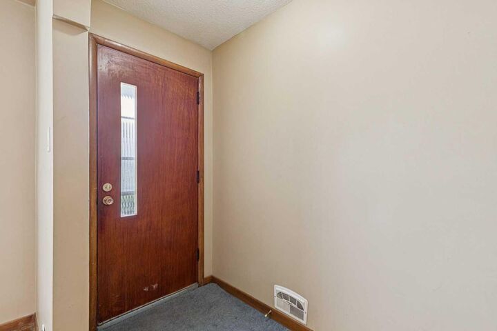 Property Photo: 3103 13 Avenue SW AB T3C 0V3