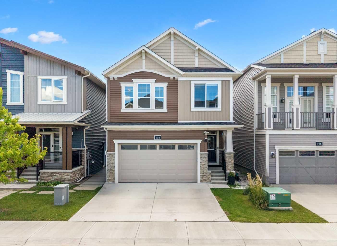 Property Photo:  192 Carrington Crescent NW  AB T3P 1R1 