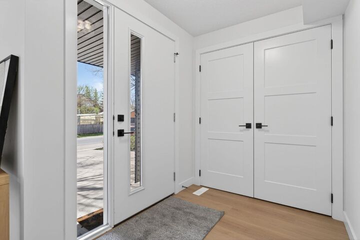 Property Photo: 40 Bernard Way NW AB T3K 2E9