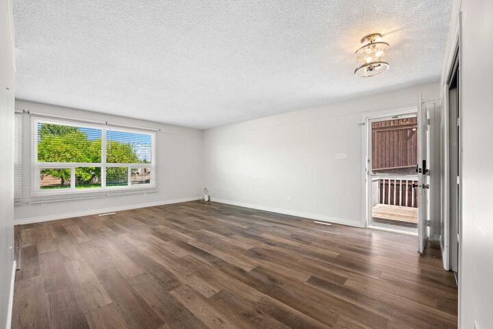 Property Photo: 5607 43 Street AB T9V 0A5