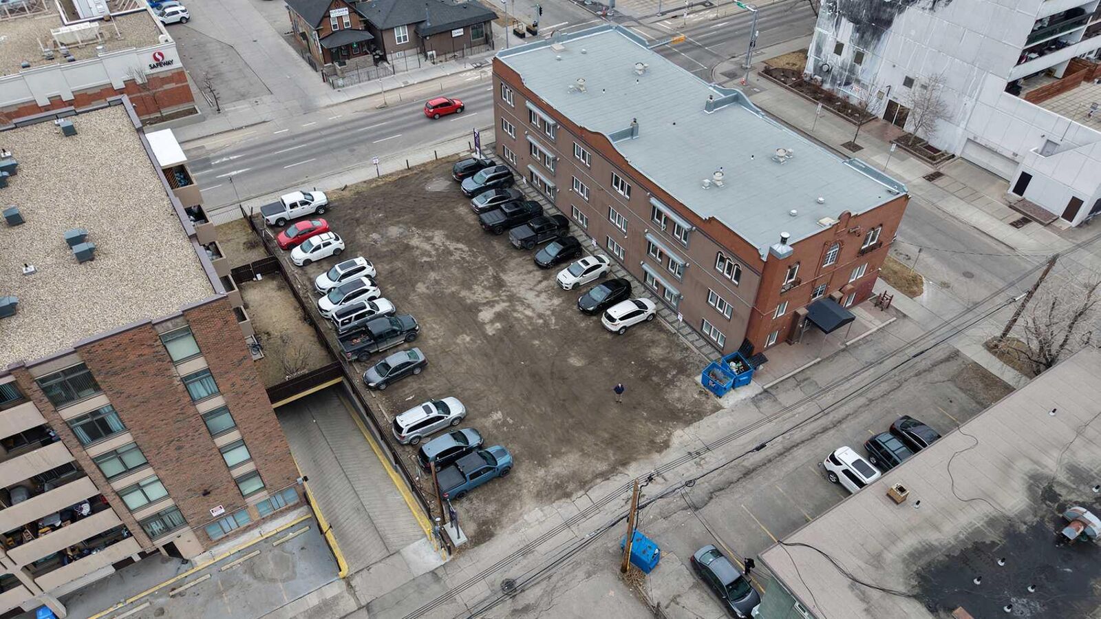 Property Photo: 805 12 Avenue SW AB T2R 0J1