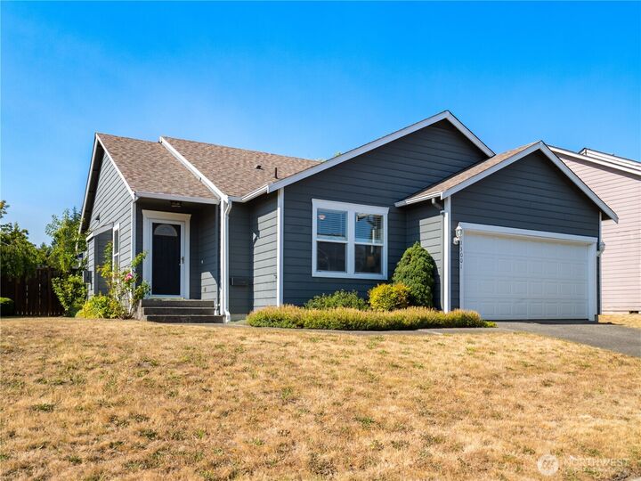 Property Photo: 13001 171st Street E WA 98374