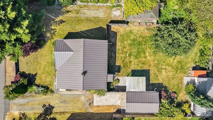 Property Photo: 5303 College Avenue WA 98203