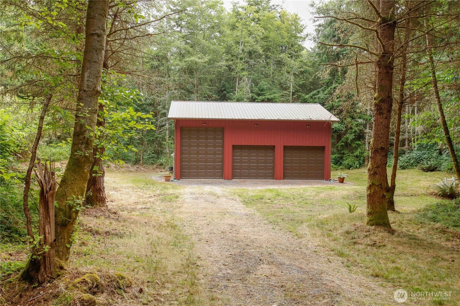 Property Photo: 710 Island Ridge Way WA 98239