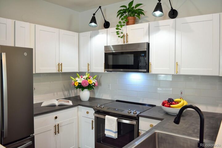 Property Photo:  4085 S Crystal Circle 101  CO 80014 