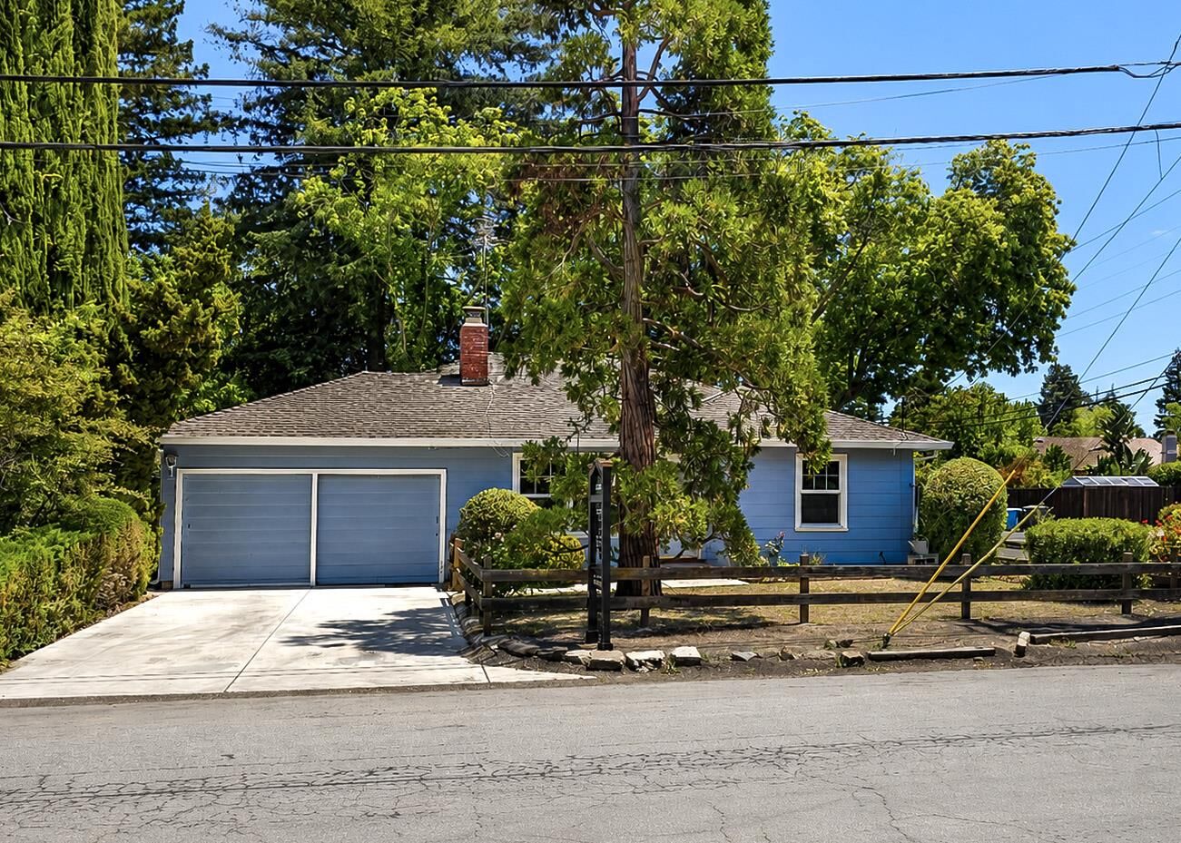 Property Photo:  200 Monroe Drive  CA 94040 