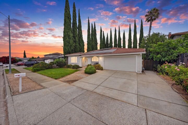 Property Photo:  6530 Kings Place  CA 95020 