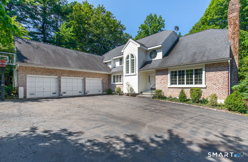 Property Photo:  30 Grouse Lane  CT 06525 