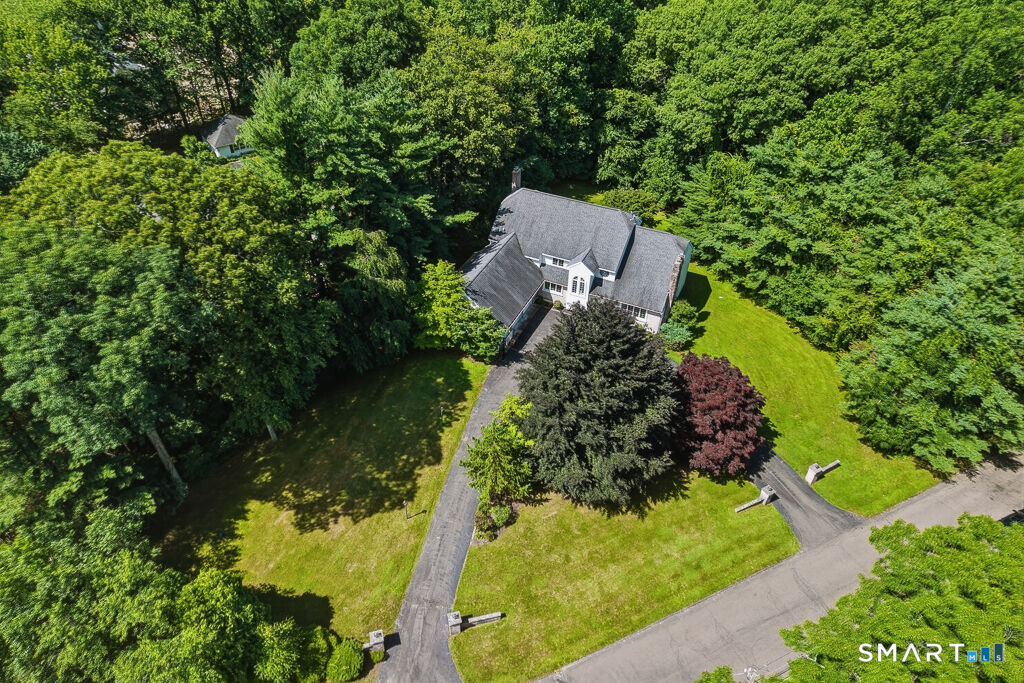 Property Photo: 30 Grouse Lane CT 06525