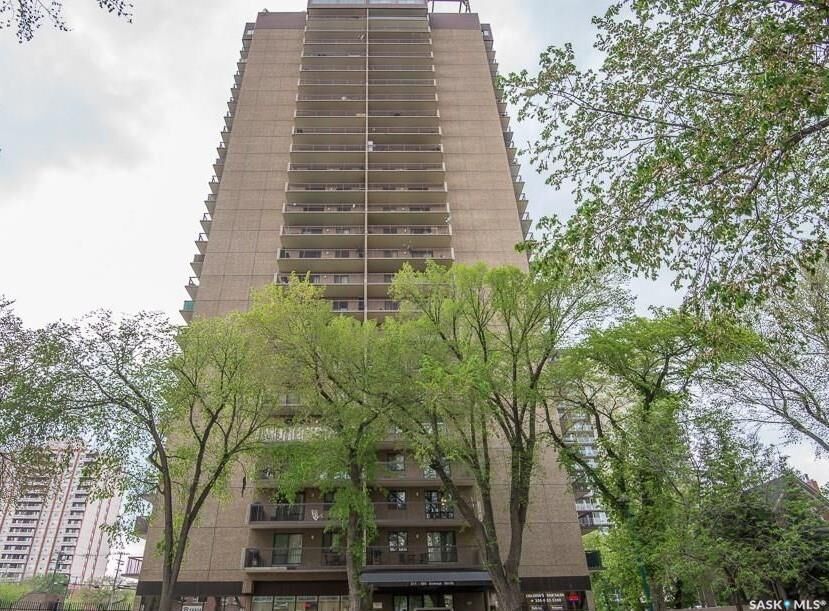 Property Photo: 311 6th Avenue N 1702 SK S7K 7A9