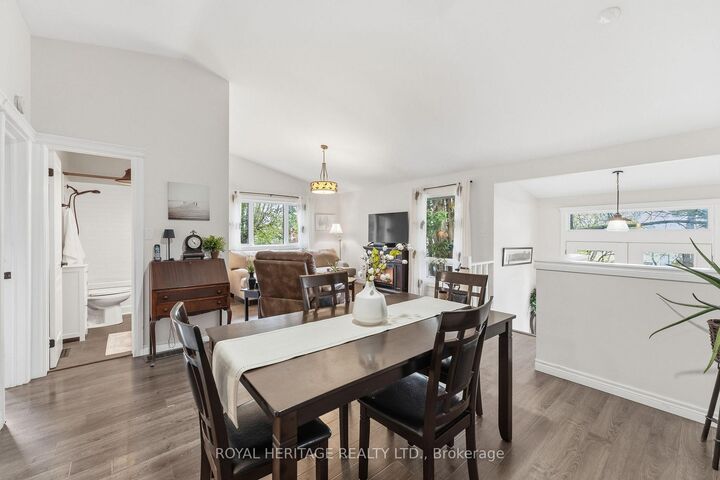 Property Photo:  30 Stockdale Road  ON K8V 5P6 