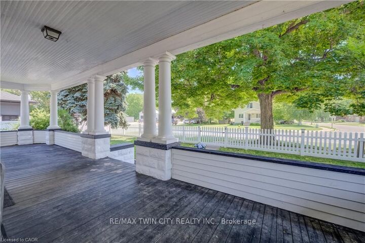 290 Turnberry Street — photo 1