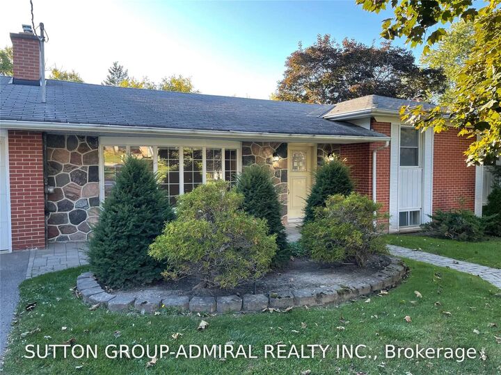 Property Photo: 86 Hamilton Drive ON L3Y 3E8